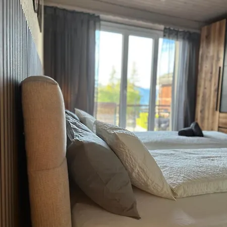 Wallis Alpenpanorama, Modern&familiaer * Crans-Montana