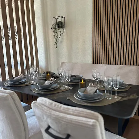 Wallis Alpenpanorama, Modern&familiaer Apartment Crans-Montana